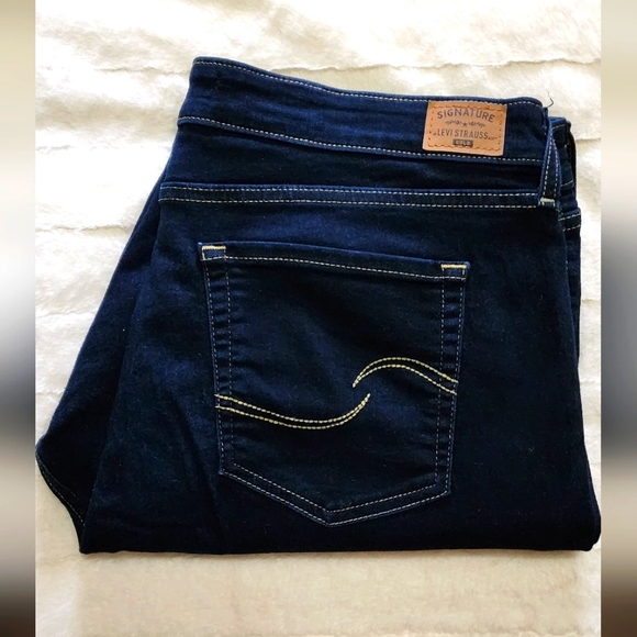 LEVI STRAUSS SIGNATURE GOLD Mid Rise Dark Wash Skinny Jeans SZ 16 - Picture 2 of 8